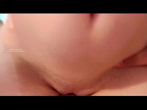 ❤️ Spím v izbe svojej sestry a tak som sa zobudila ❌ Šukanie video na nás